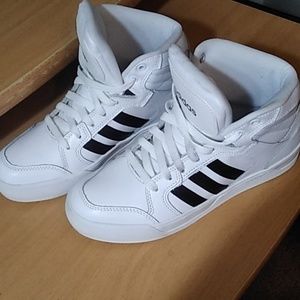 High top Adidas